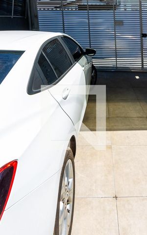Casa à venda com 120m², 4 quartos e 2 vagas Casa à venda com 120m², 4 quartos e 2 vagasGaragem