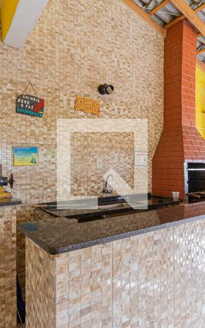 Casa à venda com 240m², 4 quartos e 3 vagas Casa à venda com 240m², 4 quartos e 3 vagasChurrasqueira