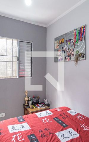 Casa à venda com 240m², 4 quartos e 3 vagas Casa à venda com 240m², 4 quartos e 3 vagasQuarto 2