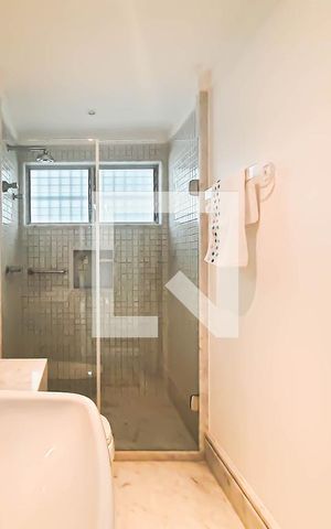 Apartamento para alugar com 115m², 4 quartos e 1 vaga Apartamento para alugar com 115m², 4 quartos e 1 vagaBanheiro Social
