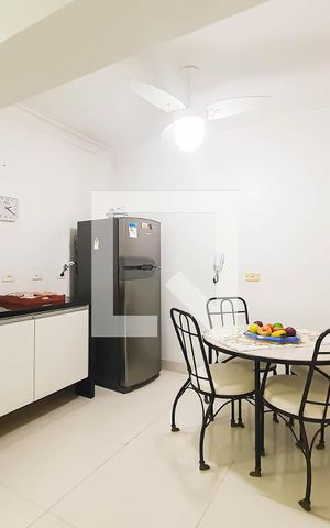 Apartamento para alugar com 115m², 4 quartos e 1 vaga Apartamento para alugar com 115m², 4 quartos e 1 vagaCozinha - Armários