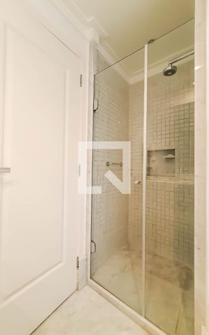Apartamento para alugar com 115m², 4 quartos e 1 vaga Apartamento para alugar com 115m², 4 quartos e 1 vagaBanheiro da Suíte