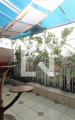 Casa à venda com 300m², 4 quartos e 2 vagasTerraço