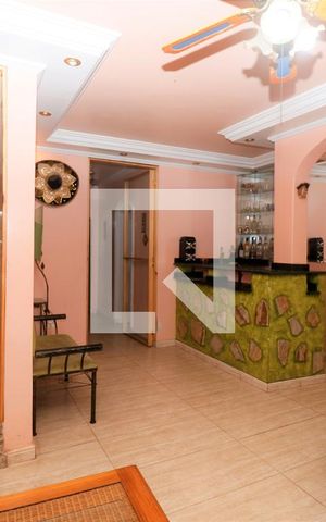 Casa à venda com 300m², 4 quartos e 2 vagasSala