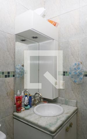 Casa à venda com 300m², 4 quartos e 2 vagasBanheiro da Suíte 3