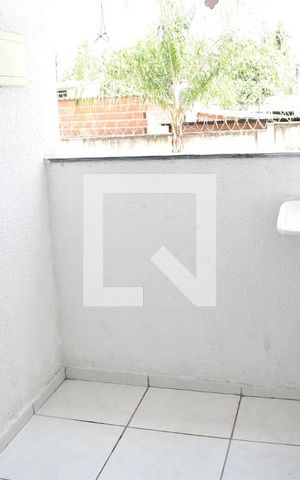 Apartamento para alugar com 45m², 2 quartos e 1 vagaÁrea de Serviço