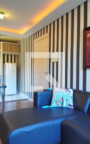 Apartamento à venda com 45m², 2 quartos e 1 vagaSala 