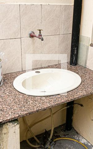 Casa à venda com 312m², 4 quartos e 4 vagas Casa à venda com 312m², 4 quartos e 4 vagasÁrea externa