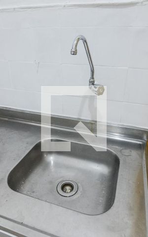 Casa à venda com 120m², 3 quartos e sem vaga Casa à venda com 120m², 3 quartos e sem vagaCozinha