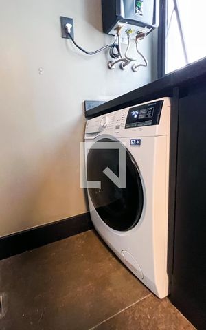 Apartamento à venda com 136m², 1 quarto e 1 vagaÁrea de Serviço