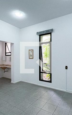 Apartamento à venda com 136m², 1 quarto e 1 vagaÁrea comum
