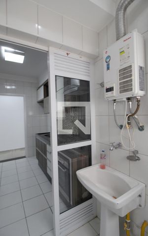 Apartamento para alugar com 78m², 2 quartos e 1 vagaÁrea de Serviço