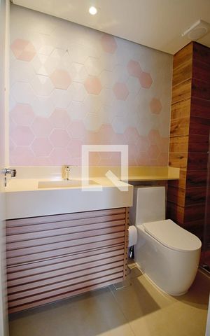 Apartamento à venda com 71m², 2 quartos e 2 vagasBanheiro 