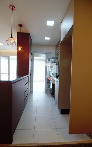 Apartamento à venda com 71m², 2 quartos e 2 vagasCozinha 