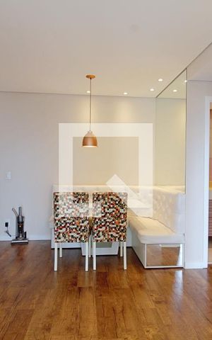 Apartamento à venda com 71m², 2 quartos e 2 vagasSala 