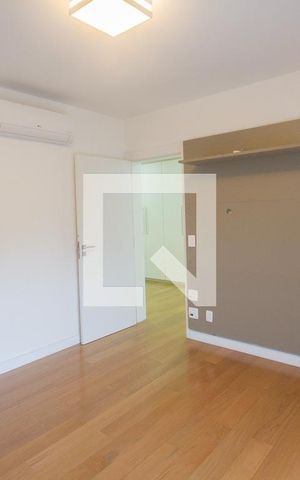 Apartamento à venda com 250m², 3 quartos e 4 vagasSuíte Master