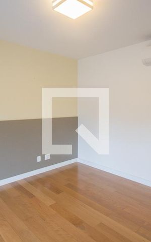 Apartamento à venda com 250m², 3 quartos e 4 vagasSuíte Master