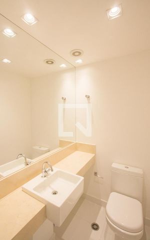Apartamento à venda com 250m², 3 quartos e 4 vagasLavabo