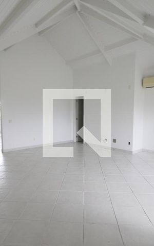 Casa de condomínio à venda com 470m², 4 quartos e 4 vagassótão