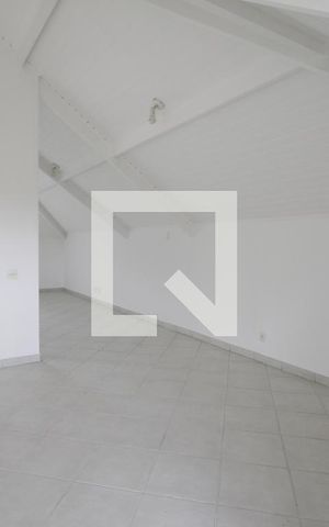 Casa de condomínio à venda com 470m², 4 quartos e 4 vagassótão