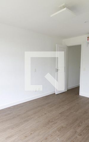 Casa de condomínio à venda com 470m², 4 quartos e 4 vagasSuíte 2