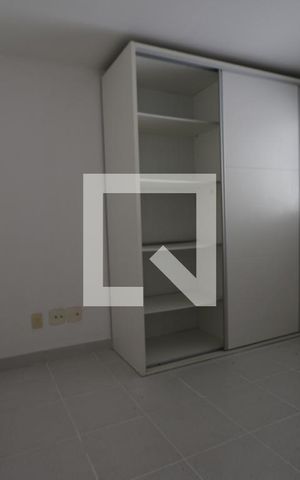 Casa de condomínio à venda com 470m², 4 quartos e 4 vagasDetalhe da area de serviço