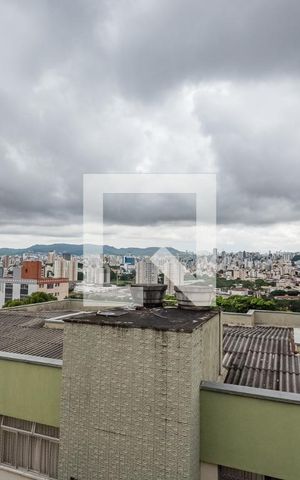 Apartamento à venda com 140m², 3 quartos e 1 vaga Apartamento à venda com 140m², 3 quartos e 1 vagaVista