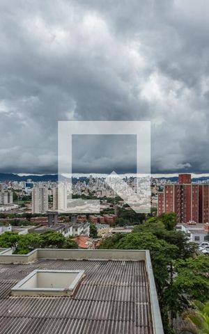 Apartamento à venda com 140m², 3 quartos e 1 vaga Apartamento à venda com 140m², 3 quartos e 1 vagaVista