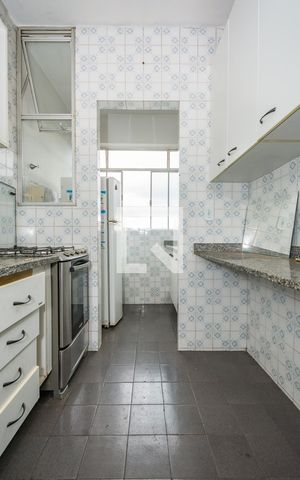 Apartamento à venda com 140m², 3 quartos e 1 vaga Apartamento à venda com 140m², 3 quartos e 1 vagaCozinha