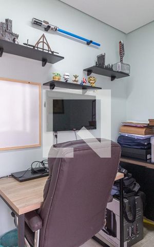 Apartamento à venda com 124m², 4 quartos e 4 vagas Apartamento à venda com 124m², 4 quartos e 4 vagasEscritório