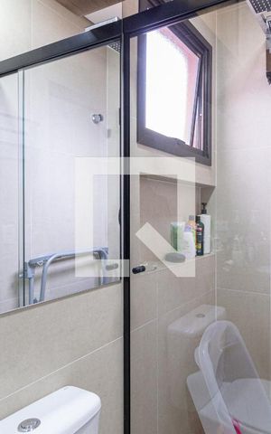 Apartamento à venda com 124m², 4 quartos e 4 vagas Apartamento à venda com 124m², 4 quartos e 4 vagasBanheiro da suíte