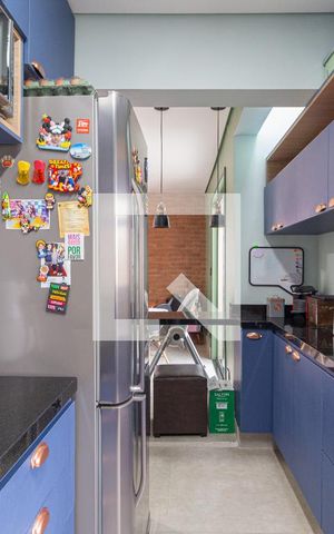 Apartamento à venda com 124m², 4 quartos e 4 vagas Apartamento à venda com 124m², 4 quartos e 4 vagasCozinha e área de serviço