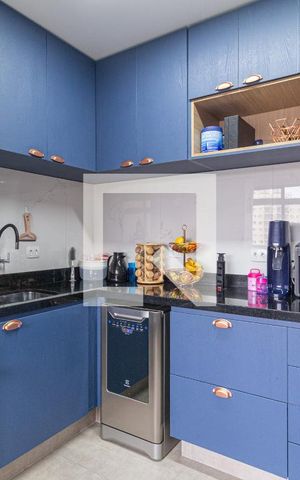 Apartamento à venda com 124m², 4 quartos e 4 vagas Apartamento à venda com 124m², 4 quartos e 4 vagasCozinha e área de serviço