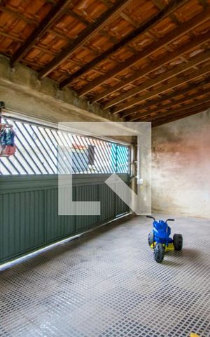 Casa à venda com 128m², 3 quartos e 3 vagas Casa à venda com 128m², 3 quartos e 3 vagasGaragem