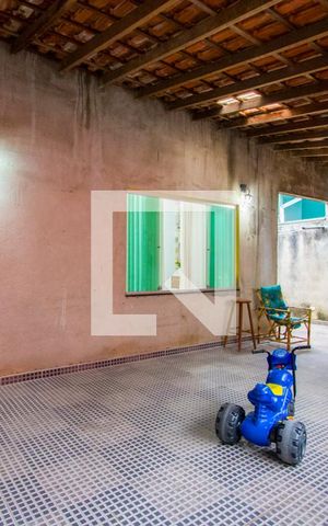 Casa à venda com 128m², 3 quartos e 3 vagas Casa à venda com 128m², 3 quartos e 3 vagasGaragem