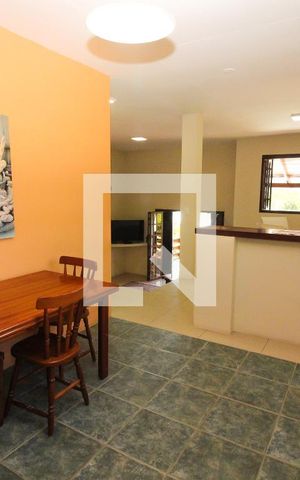 Casa à venda com 230m², 3 quartos e 7 vagas Casa à venda com 230m², 3 quartos e 7 vagasCozinha