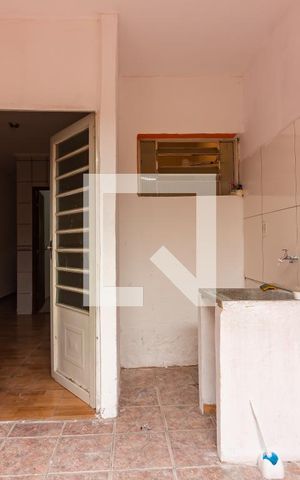 Casa à venda com 120m², 4 quartos e 1 vaga Casa à venda com 120m², 4 quartos e 1 vagaÁrea de Serviço