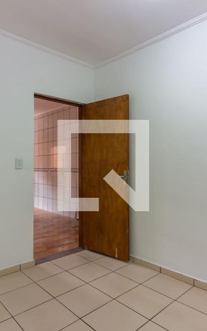 Casa à venda com 120m², 4 quartos e 1 vaga Casa à venda com 120m², 4 quartos e 1 vagaQuarto