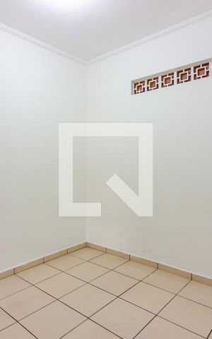 Casa à venda com 120m², 4 quartos e 1 vaga Casa à venda com 120m², 4 quartos e 1 vagaQuarto