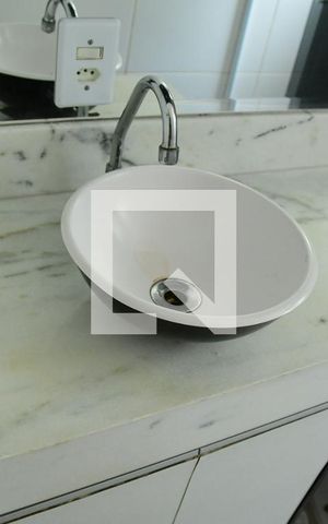 Apartamento para alugar com 48m², 2 quartos e 1 vagaBanheiro