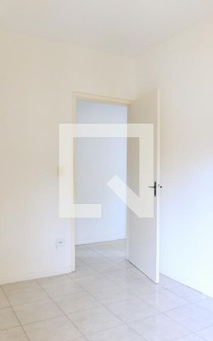 Casa de condomínio para alugar com 111m², 3 quartos e 2 vagasSuíte