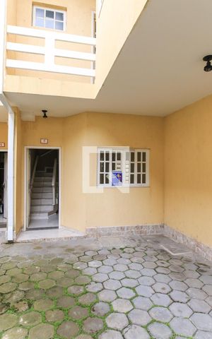 Casa de condomínio para alugar com 111m², 3 quartos e 2 vagasFachada