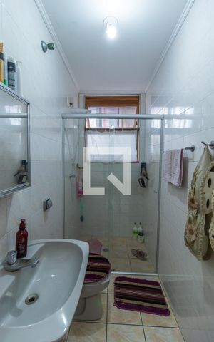 Casa à venda com 288m², 4 quartos e 2 vagasBanheiro 2
