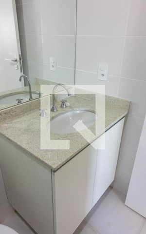 Apartamento à venda com 62m², 2 quartos e 1 vagaSuíte, banheiro