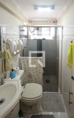 Apartamento à venda com 64m², 2 quartos e 1 vaga Apartamento à venda com 64m², 2 quartos e 1 vagaBanheiro