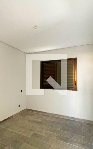 Apartamento à venda com 250m², 4 quartos e 3 vagasQuarto 
