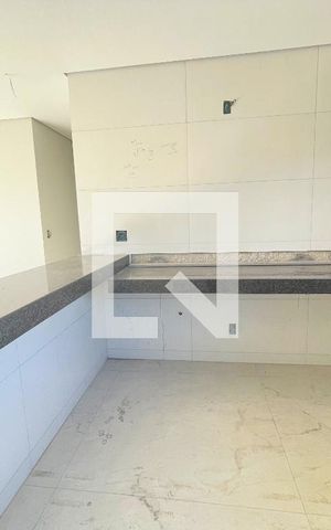 Apartamento à venda com 250m², 4 quartos e 3 vagasCozinha 