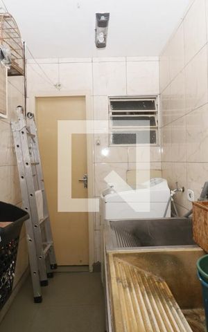 Casa à venda com 120m², 3 quartos e 2 vagasÁrea de Serviço