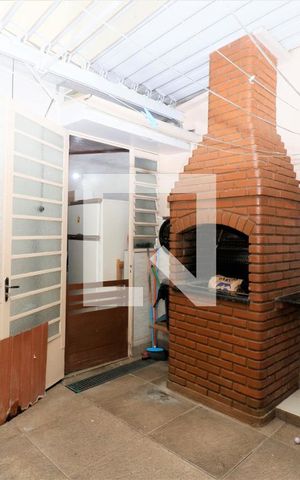 Casa à venda com 120m², 3 quartos e 2 vagasChurrasqueira
