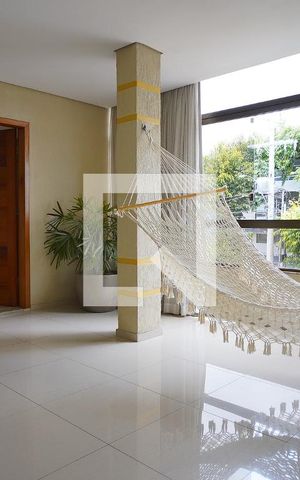 Casa à venda com 350m², 4 quartos e 4 vagasÁrea comum 